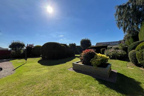 2 bedroom bungalow for sale, Norwich Way, Grantham, NG31