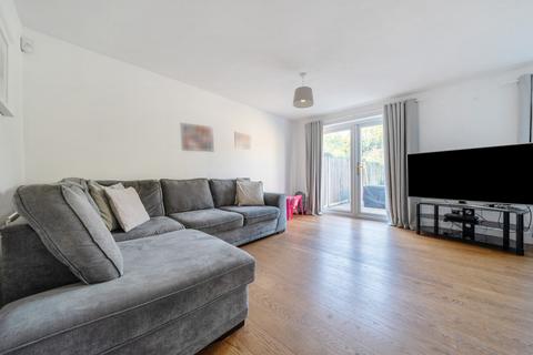 12 Royal Road, Dartford, DA2 7RD