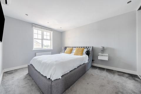 12 Royal Road, Dartford, DA2 7RD