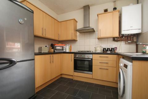 3 bedroom terraced house to rent, Darley Street, Stretford, Manchester, M32