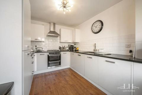 13 Mellowes Road, Hornchurch, RM11 1GF