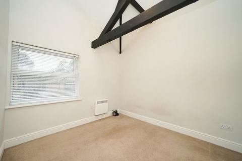 2 bedroom house to rent, Pinecrest Mews, Linslade