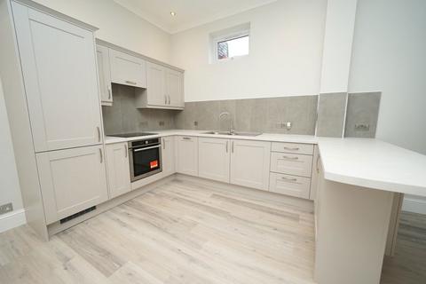 2 bedroom house to rent, Pinecrest Mews, Linslade