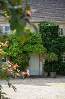 4 bedroom cottage for sale, Chippenham SN14