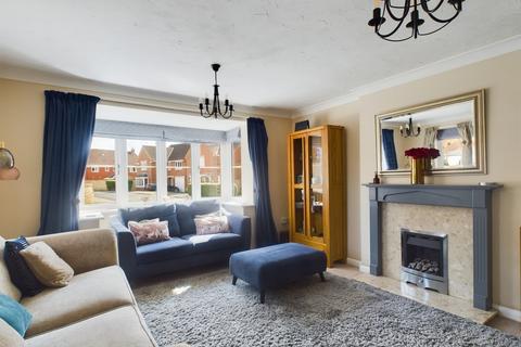 17 Kiplin Drive, Norton, Doncaster, DN6 9GD