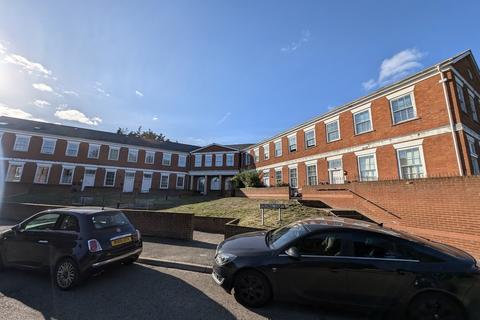 2 bedroom flat for sale, Colonial Court, Leiston