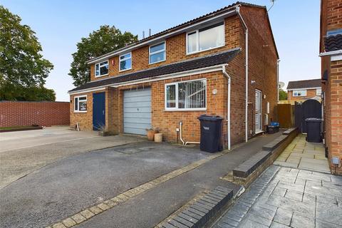 3 bedroom semi-detached house for sale, Willowcroft Close, Matson, Gloucester, Gloucestershire, GL4