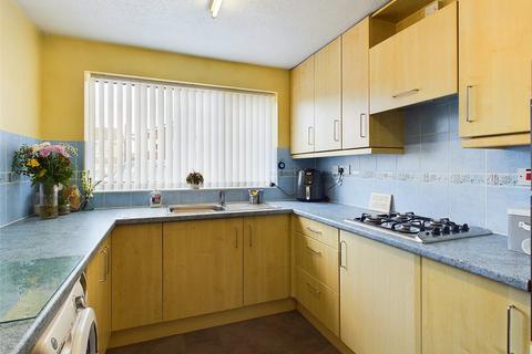 14 Willowcroft Close, Matson, Gloucester, GL4 6NZ