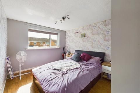 14 Willowcroft Close, Matson, Gloucester, GL4 6NZ