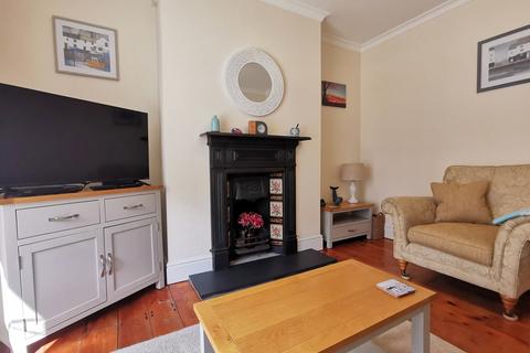 2 bedroom cottage for sale, Church Road, Kessingland, Lowestoft