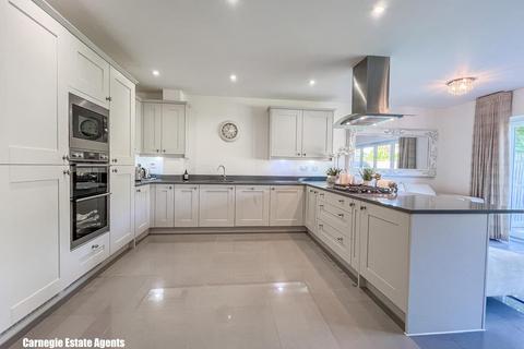 4 bedroom semi-detached house for sale, Newitt Court, Welwyn AL6