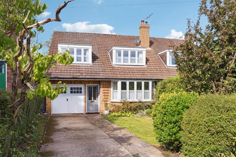 3 bedroom semi-detached house for sale, Orchard Avenue, Berkhamsted