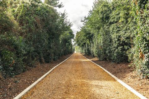 3 bedroom link detached house for sale, Quintessential North Norfolk Village