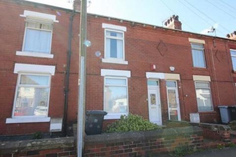 3 bedroom terraced house to rent, Spring Gardens, Crewe