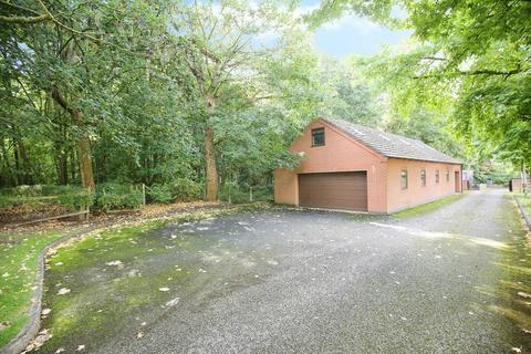 4 bedroom detached bungalow for sale, Springwood, Caldecote, Nuneaton