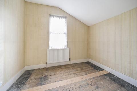6 Rowden Road, Beckenham, BR3 4NA