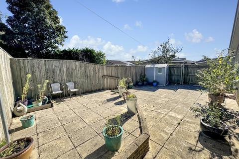 2 bedroom detached bungalow for sale, Woodhayes Road, Frome