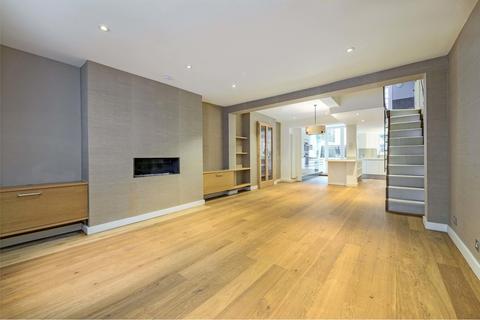 3 bedroom terraced house to rent, Bramerton Street, Chelsea, SW3