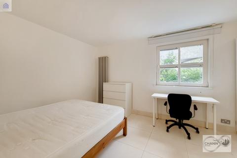 1 bedroom in a house share to rent, Princes Court, Surrey Quays SE16