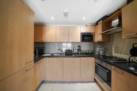 1 bedroom apartment to rent, Rookery Way, London