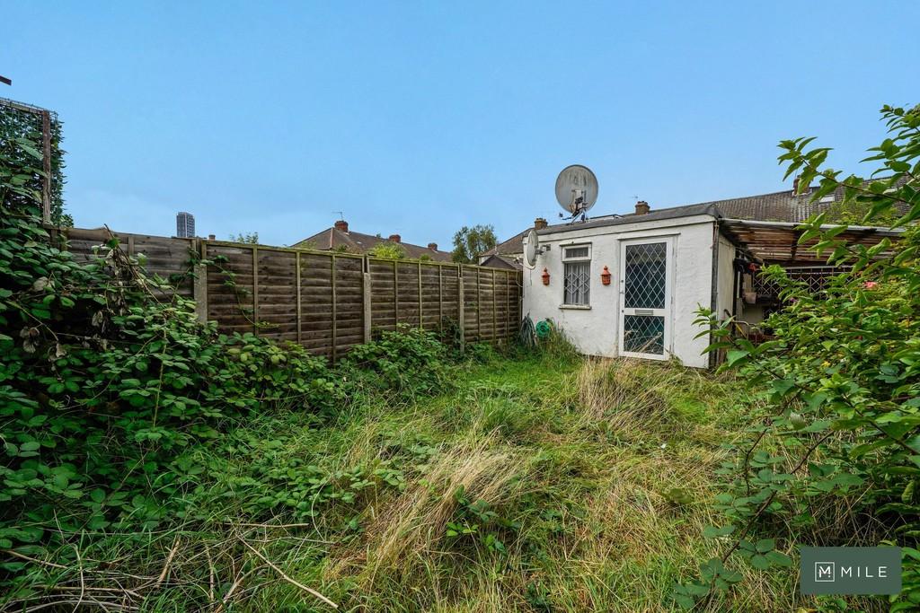 90 North Acton Road - dn AOy3 VLw1 Lz Rknw KYus