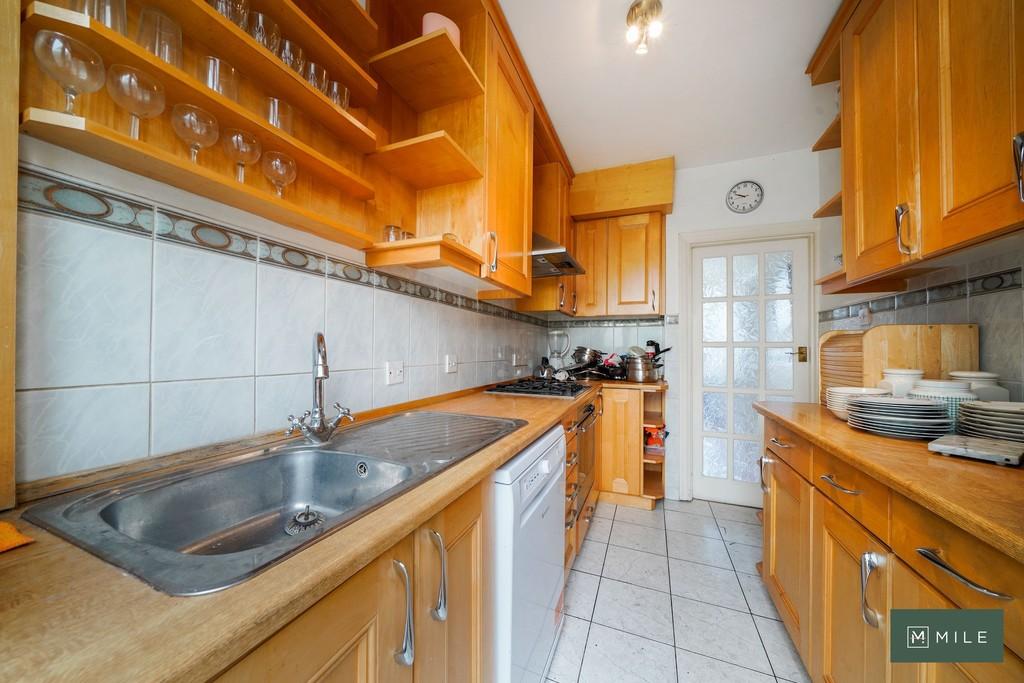 90 North Acton Road - ebi TKCDQBYMXNLt FJ71 G