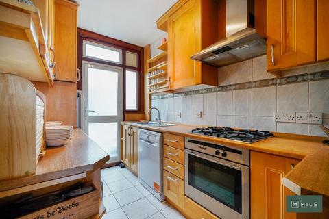 90 North Acton Road, London, NW10 7AY