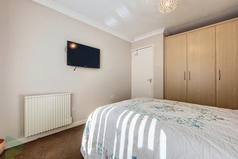 20 Bowling Green Close, Darwen, BB3 2QZ