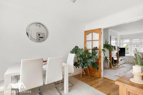 43 Deer Park, Harlow, CM19 4LE