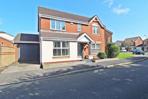 4 bedroom detached house for sale, Llanharan, Pontyclun CF72