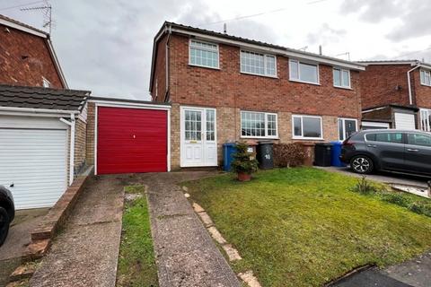 3 bedroom semi-detached house for sale, Linden Avenue , Burntwood