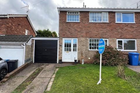 3 bedroom semi-detached house for sale, Linden Avenue , Burntwood