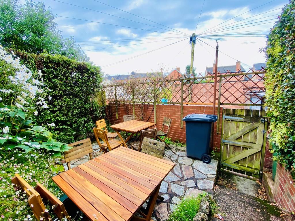 Rear Courtyard Garden - 2