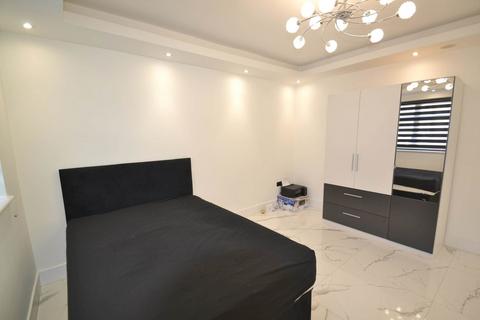 undefined, Kingshill Drive, Harrow