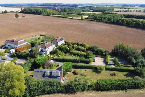 3 bedroom cottage for sale, Woodview Road, Layer Marney