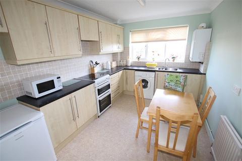 2 bedroom flat for sale, Holland Road, Holland on Sea, Clacton on Sea