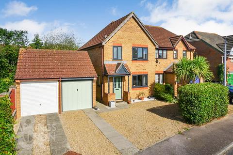 3 bedroom semi-detached house for sale, Winstanley Road, Dussindale, Norwich