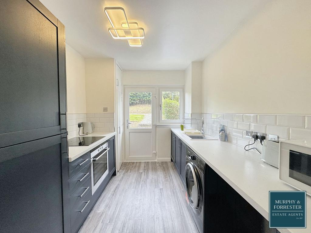 Burns Park, East Kilbride, Glasgow 2 bed terraced house for sale £125,000