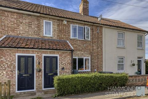 2 bedroom terraced house for sale, New North Road, Attleborough