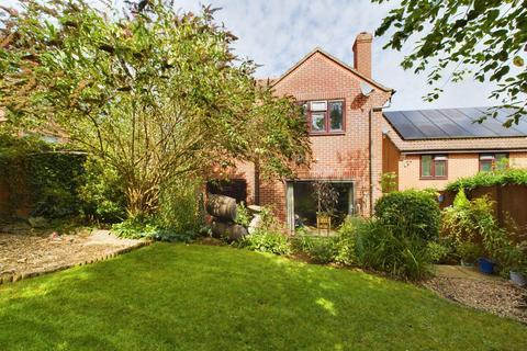 4 bedroom detached house for sale, The Chimes, High Wycombe, Buckinghamshire