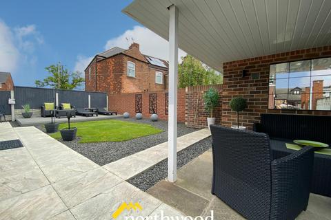 42 Redland Crescent, Thorne, Doncaster, DN8 5JP