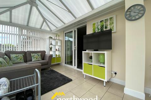 42 Redland Crescent, Thorne, Doncaster, DN8 5JP