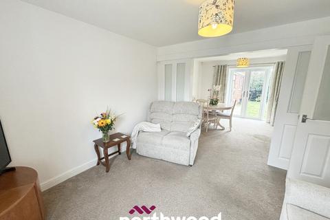 4 Pastures Grove, Hatfield Woodhouse, Doncaster, DN7 6PU