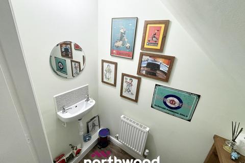 8 Thorncliffe Drive, Stainforth, Doncaster, DN7 5PX
