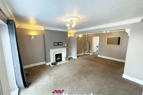 3 bedroom terraced house for sale, Windsor Square, Doncaster DN7