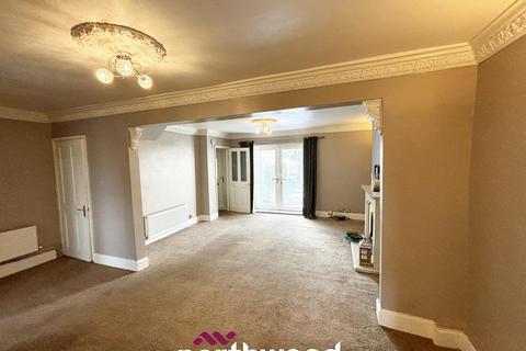 10 Windsor Square, Stainforth, Doncaster, DN7 5NQ