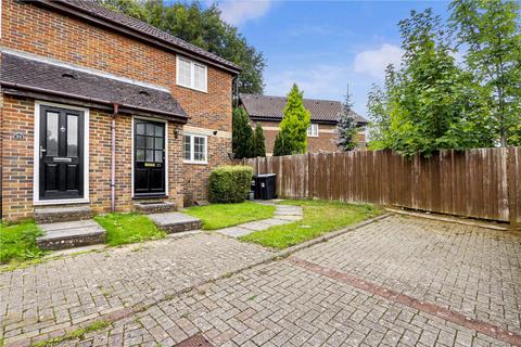 1 bedroom end of terrace house to rent, Gayler Close, Bletchingley, RH1