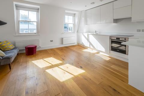 1 bedroom apartment for sale, Richmond Road, London E8