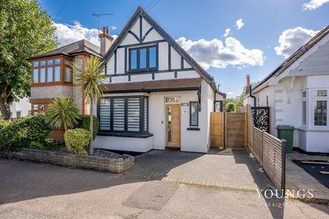 3 bedroom detached house for sale, Bonchurch Avenue, Leigh-On-Sea, SS9