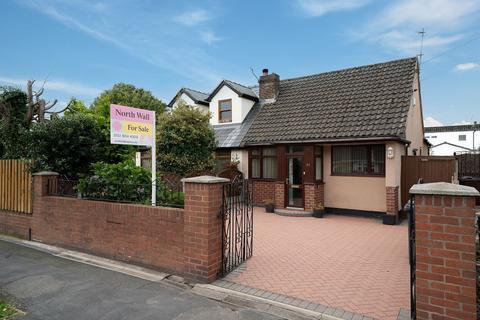 2 bedroom semi-detached bungalow for sale, Southport Road, Lydiate, L31